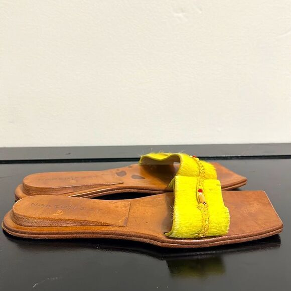 Naked Feet Neon Green Mule Slip-on Flat Sandals Sz 9 - Picture 2 of 7